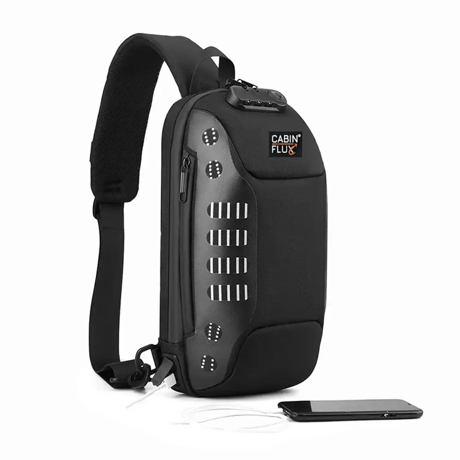 תיק CABIN FLUX JetPack בצבע שחור בשימוש עם כבל USB מובנה המחבר טלפון חיצוני לטעינה מהירה