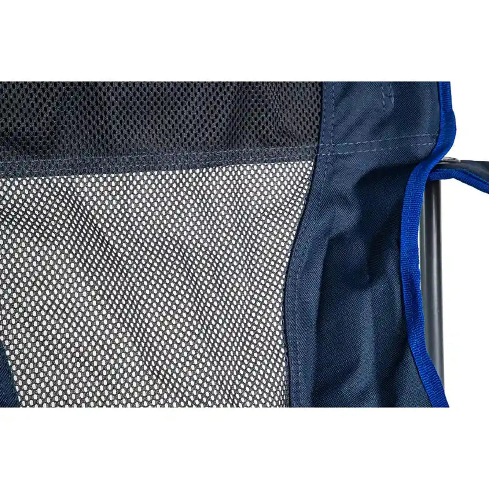 כיסא שטח Go Nature AIR FLOW – תקריב על בד הרשת האוורירי בפוליאסטר D600, מאפשר נשימה ומונע הזעה