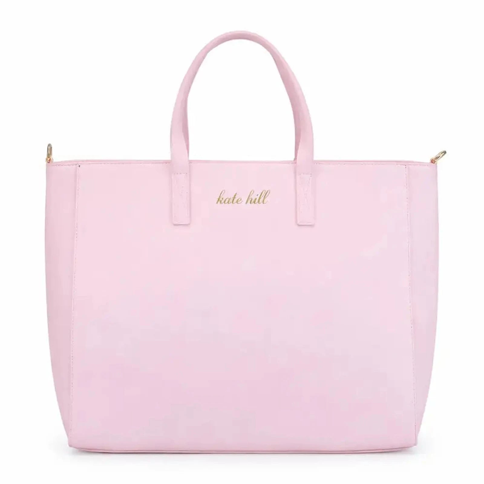 תיק נסיעות ורוד Kate Hill Bloom Travel Tote עשוי מדמוי עור איכותי עם לוגו זהב בחזית, מבט מלפנים