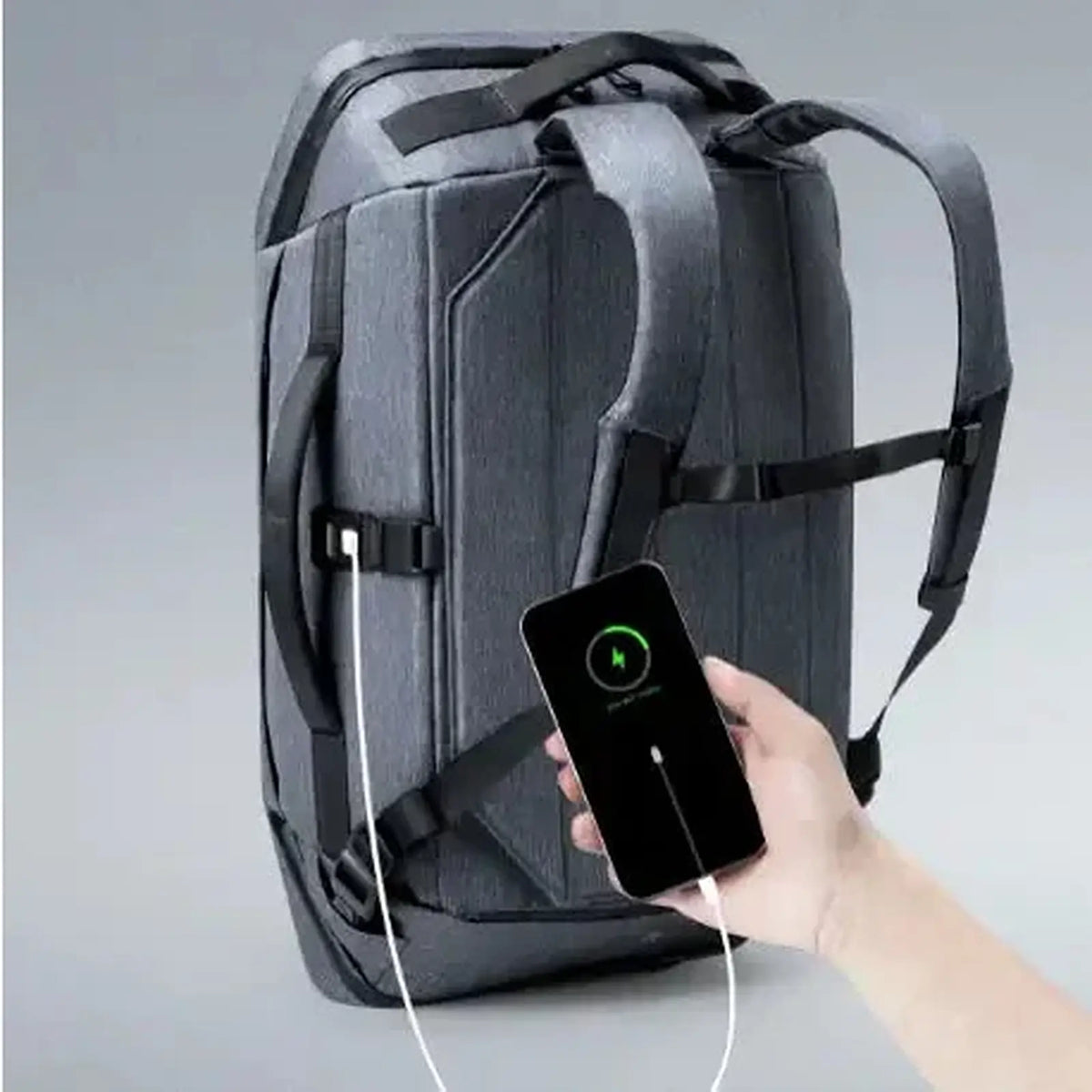תיק גב עליה למטוס Kingsons TRAVEL 40L בצבע אפור עם יציאת USB חיצונית, טעינת טלפון נייד תוך כדי תנועה