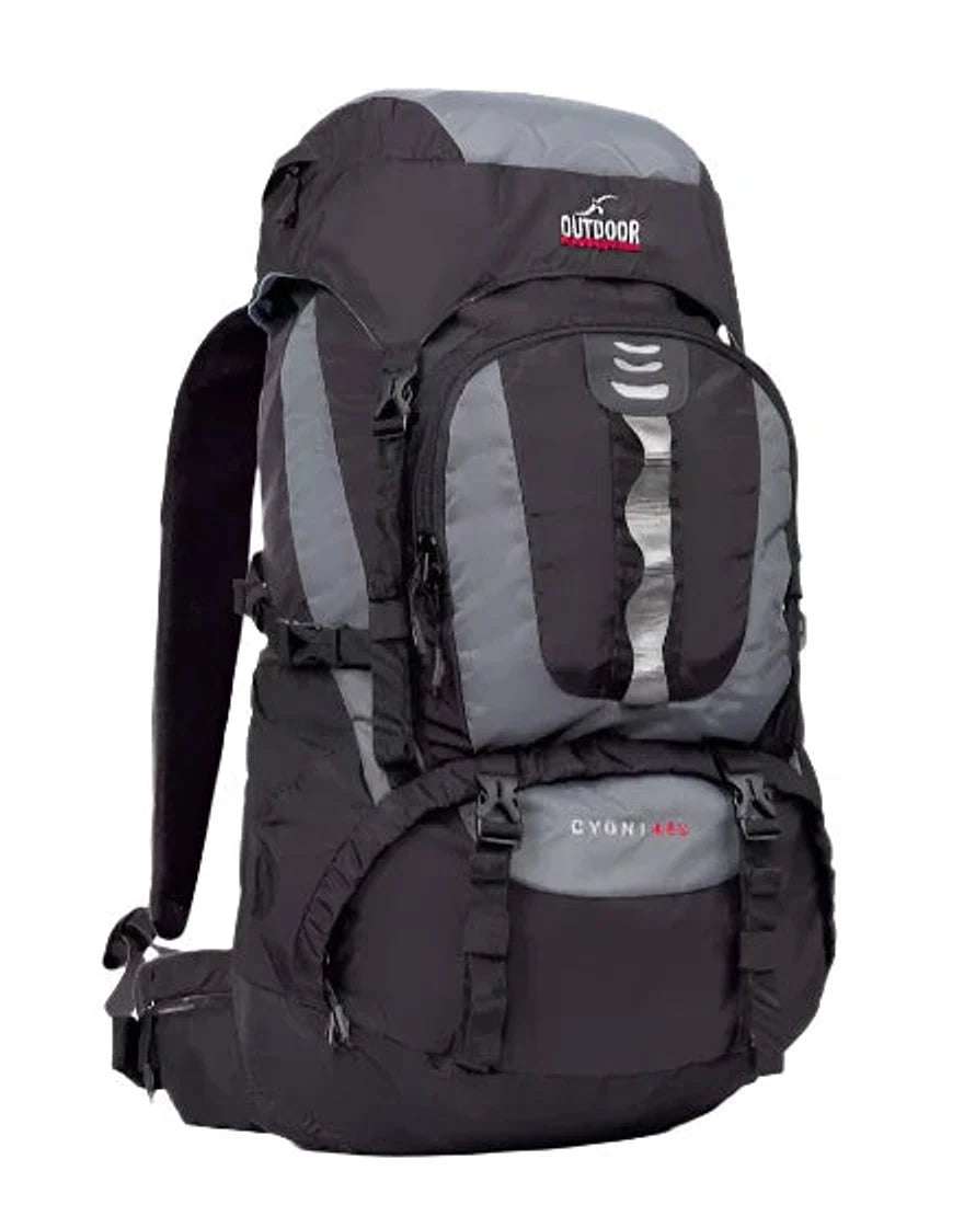תיק טיולים 45 ליטר Outdoor Revolution דגם Cygni בצבע שחור, עשוי פוליאסטר 200D עמיד במים עם שלדת אלומיניום, מבט מלפנים