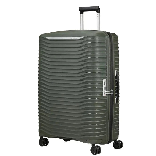 מזוודה גדולה 28 אינץ' קשיחה Samsonite Upscape בצבע ירוק, עשויה 100% פוליפרופילן חזק - מבט אלכסוני