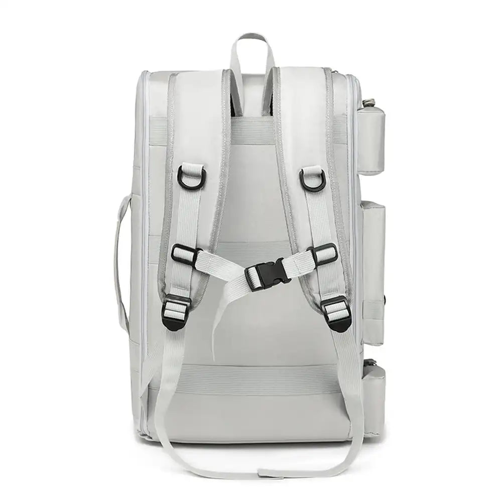 תיק עליה SanTiaoRen SkyPack 42L בצבע אפור, מבט מאחור עם רצועות כתף מרופדות ואבזם חזה מתכוונן