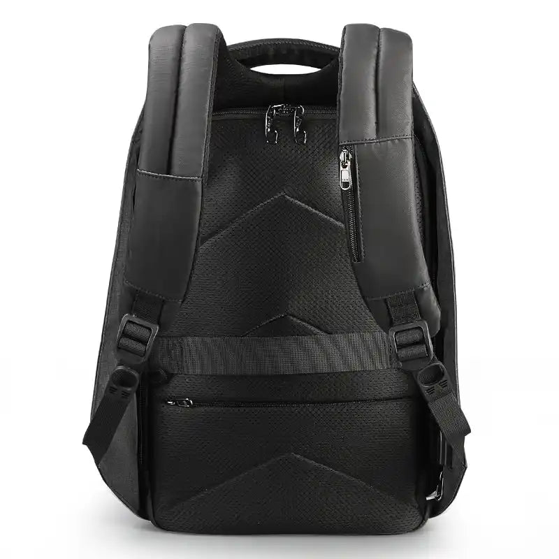 תיק גב Tigernu T-B3599 שחור עם שקע USB חיצוני לחיבור ספק כוח ולהטענת הטלפון בדרכים
