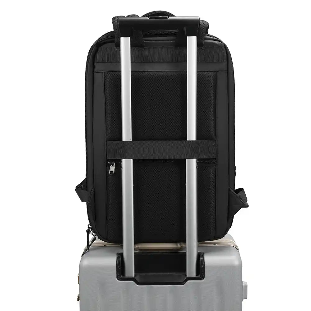 גב ארגונומי מרופד של תיק Tigernu T-B9152 עם חיזוקים אורטופדיים לתמיכת גב תחתון ורצועות כתף