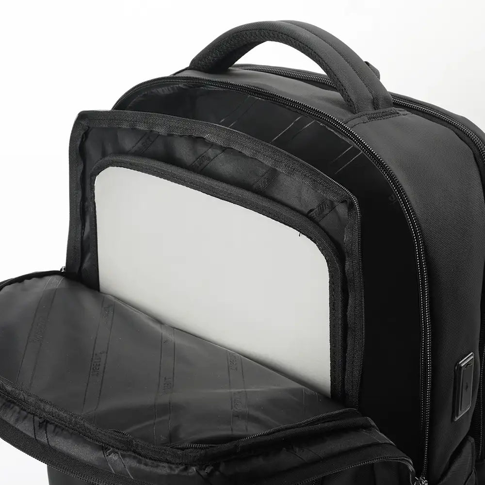 תיק גב Tigernu T-B9600 שחור תא לפטופ מרופד ייעודי עד 15.6 אינץ׳ עם הגנה מזעזועים