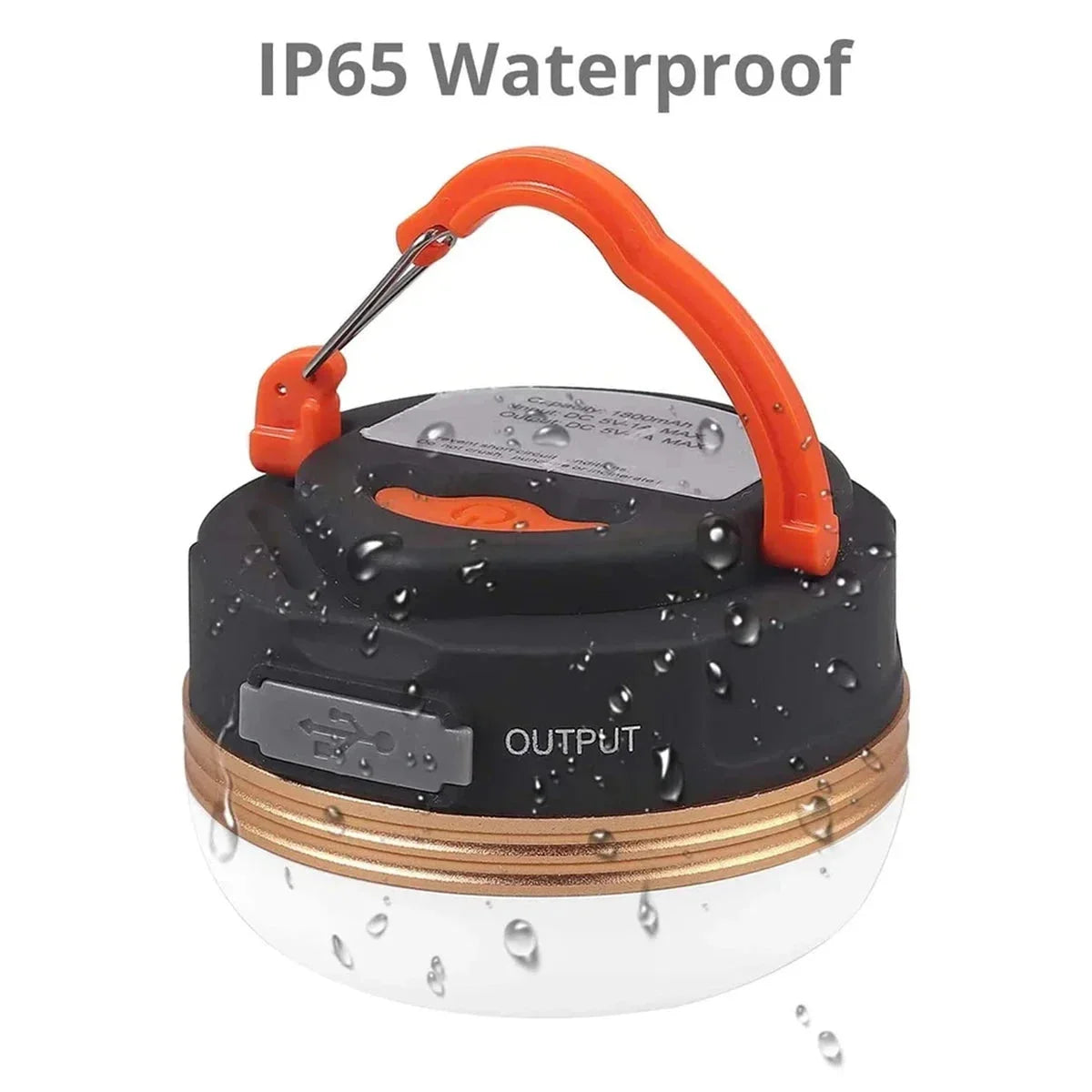 פנס קמפינג Widesea בתקן עמידות IP65 עם טיפות מים על גוף ה-ABS השחור, מבט עליון צמוד
