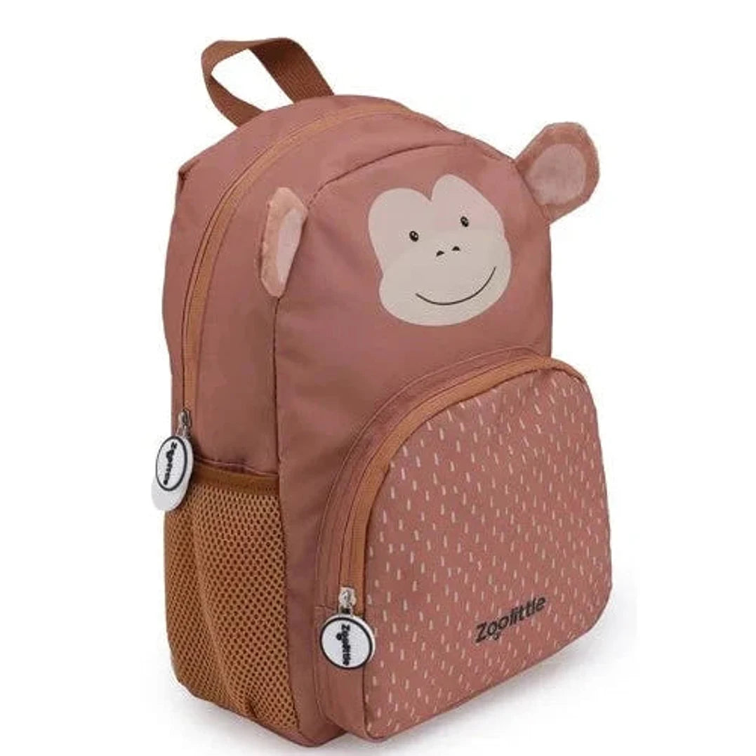 תיק גן לילדים ZOOLITTLE דגם Little Monkey בצבע חום, עשוי בד פוליאסטר חזק עם גב אורטופדי, מבט בזווית