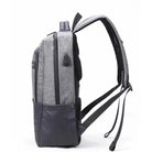 תיק גב עסקי AOKING דגם SN86162, מבט מהצד עם שקע טעינת USB חיצוני לטלפון נייד - פוליאסטר ושכבת כרית אוויר