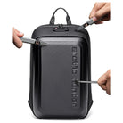תיק גב קשיח Arctic Hunter Pro B00451 - מבנה עמיד בפני חיתוך ופריצה