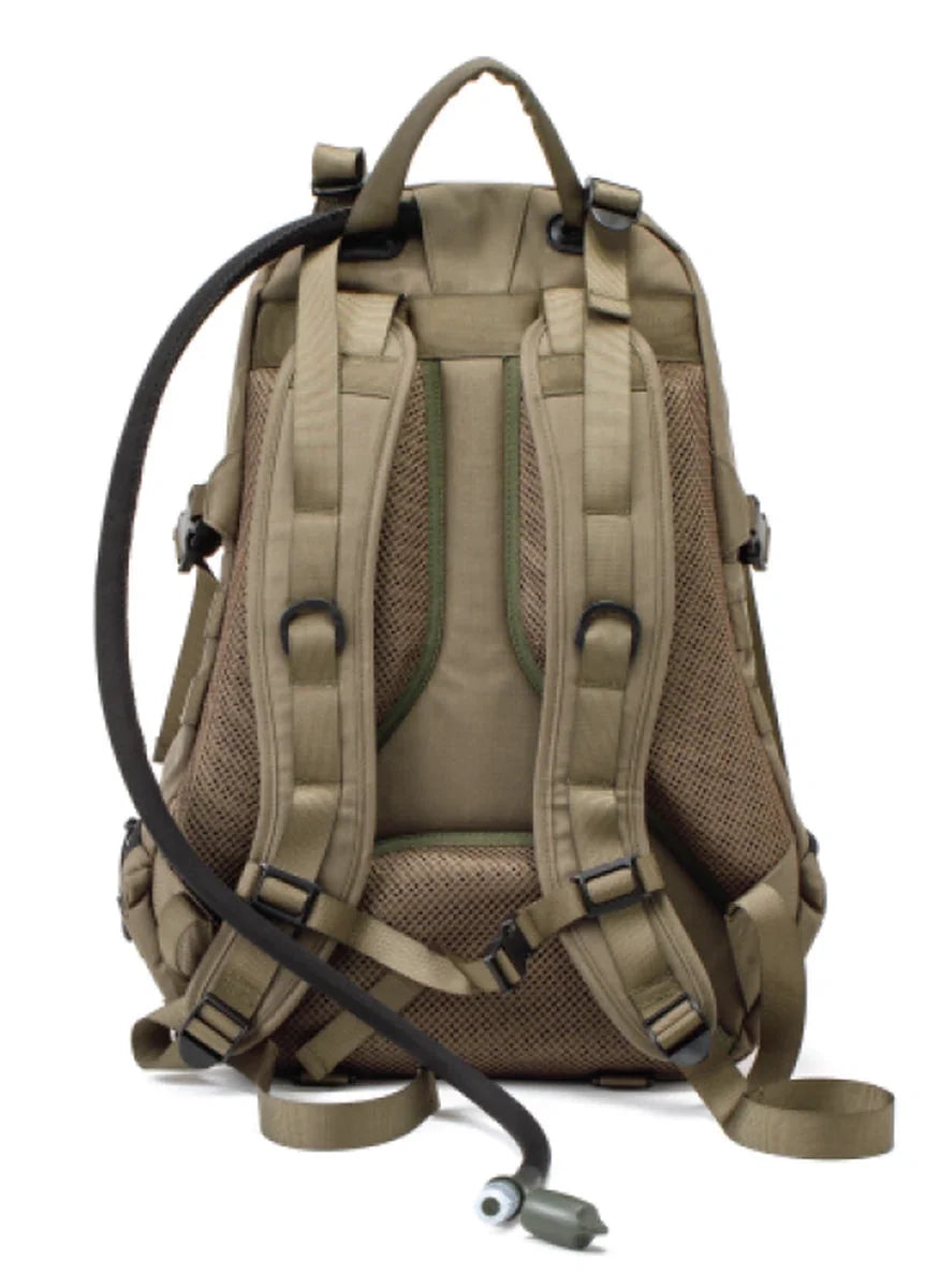 תיק גב טקטי ARMY SWISS 27 ליטר בצבע זית רצועות כתפיים מרופדות מאחור - Nylon 6 - בנפח 27 ליטר איכותי, המיועד למ