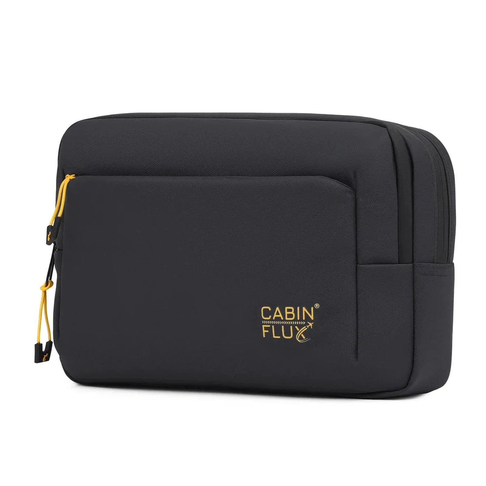 תיק רחצה גדול לנסיעות CABIN FLUX Apex Ranger בצבע שחור עמוק, בד Ballistic Nylon, מבט אלכסוני