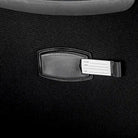 תג זיהוי נסתר מובנה בגב תיק טרולי עסקי CABIN FLUX Executive 18 אינץ' לאיתור מהיר בשדה התעופה