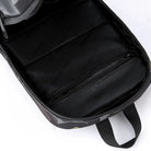 תיק CABIN FLUX JetPack פתוח מציג כיס נסתר פנימי עם רוכסן לאחסון מסמכים וארנק בבטחה מרבית