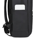 תיק גב CABIN FLUX Ranger עם תא צד לאחסון טלפון נייד בגישה מהירה במבט צד על התיק בצבע שחור