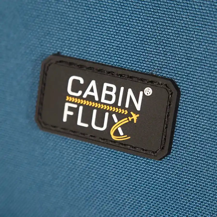 מזוודות CABIN FLUX Spirit C-Lite, תווית לוגו על בד Eva Composite עמיד ודוחה מים, תקריב פטנט רשום