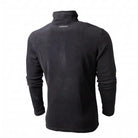 חולצת מיקרופליס Go Nature Primaloft Half Zipper לגברים בצבע שחור, צווארון גבוה ולוגו על הגב, מבט אחורי