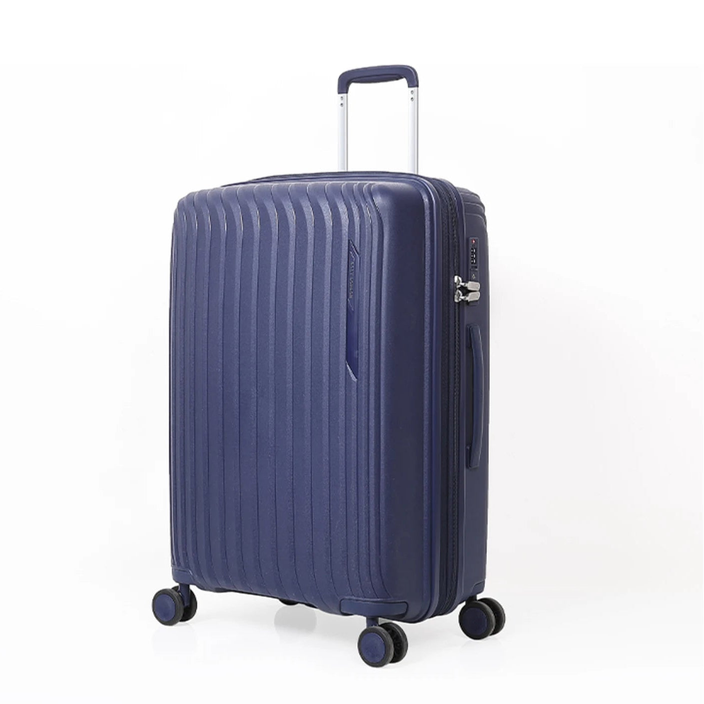 מזוודת טרולי עלייה למטוס 20 אינץ' Goby London MAX SHIELD בצבע נייבי בזווית צד עם מנעול ה-TSA המשולב