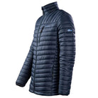 מעיל פוך סינטטי GoNature Beluga JKT לגברים בצבע נייבי, קל משקל ומתקפל, זווית צד עם כיס תחתון