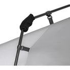 תקריב מחבר מוט Automatic Spring Pole באוהל קמפינג משפחתי Go Nature RAPID CABIN 10 אנשים