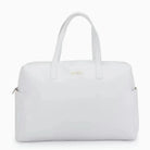 תיק נסיעות Kate Hill Bloom Overnight Tote בצבע לבן, מבט חזיתי עם ידיות נשיאה כפולות ולוגו זהב