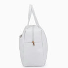 תיק נסיעות Kate Hill Bloom Overnight Tote בצבע לבן, מבט צד עם רוכסן וכיס צד חיצוני לבקבוק שתיה