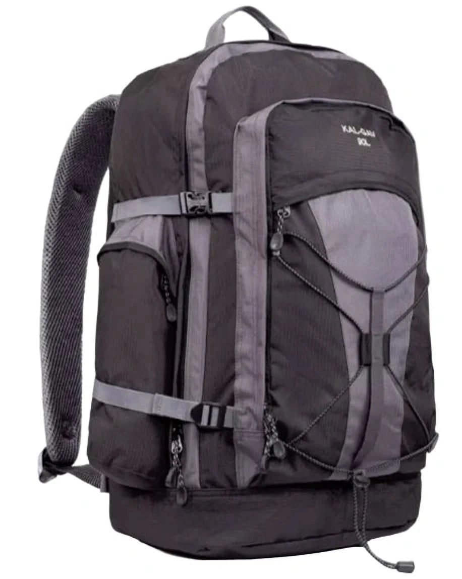 תיק גב טיולים Outdoor Revolution AirFlow 90 ליטר בצבע שחור, מערכת גב מאווררת ורצועות מרופדות, מבט מלפנים