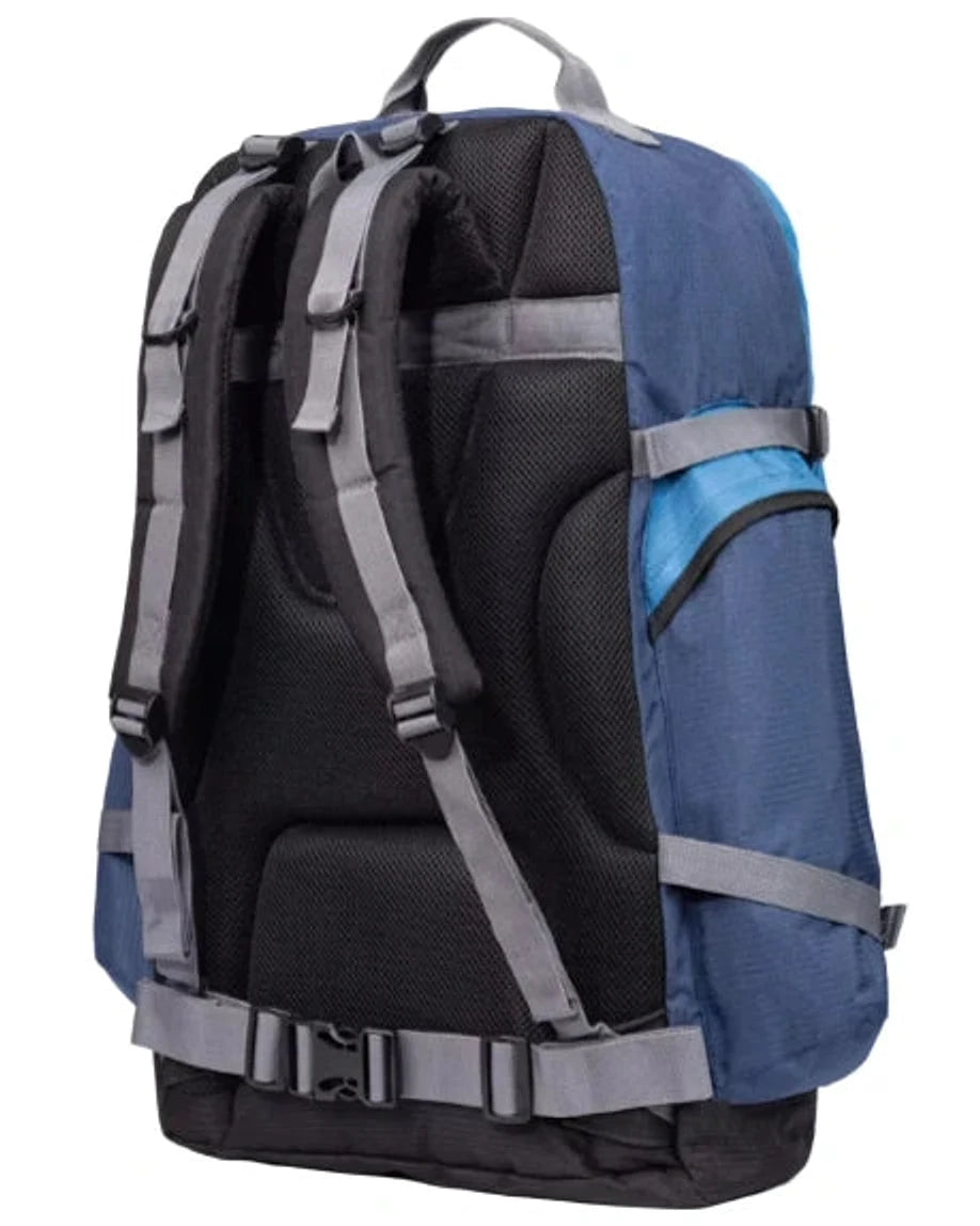 תרמיל טיולים Outdoor Revolution AirFlow 90 ליטר בצבע נייבי, מערכת גב מאווררת ורצועות מותן מרופדות, מבט אחורי