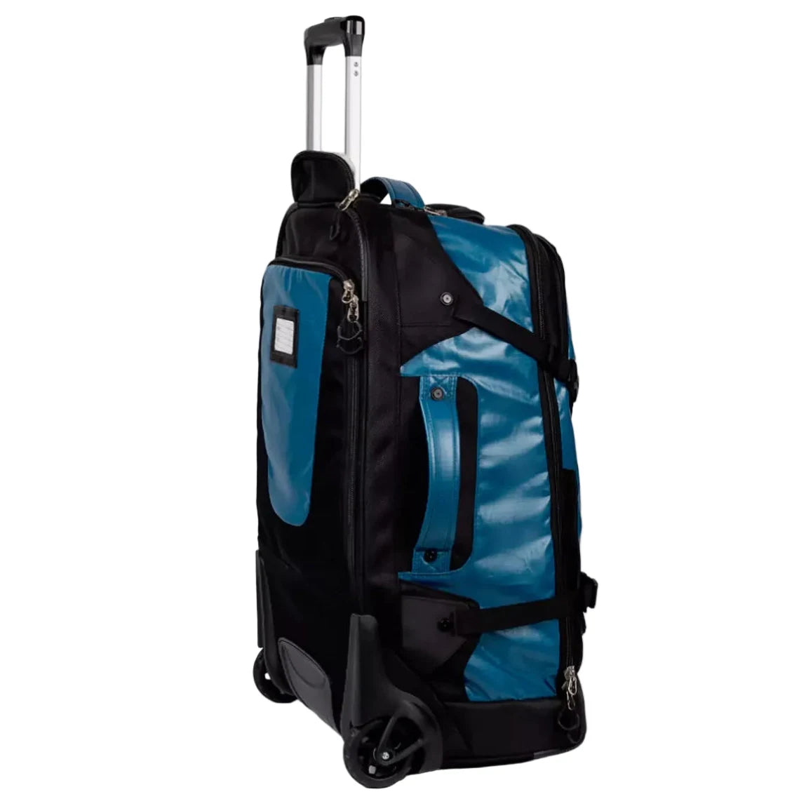 מבט צד על דאפל Base Camp Pro 30 כחול עם ידית טרולי טלסקופית נשלפת לגרירה נוחה במסעות