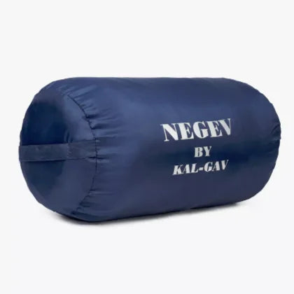 שק שינה Outdoor Revolution Negev מקופל בתיק האריזה, קל משקל 954 גרם, מתאים לטיולים