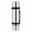 תרמוס נירוסטה SWISS Arctic Peak Steel 1.1 ליטר - מבט קדמי על גוף הנירוסטה עם ידית האחיזה המובנית