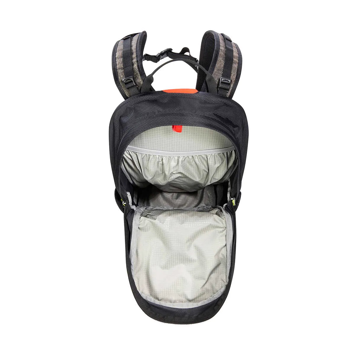 תא ראשי פתוח של תרמיל רכיבה TATONKA MTB 14, מבט מלמעלה על החלל הפנימי הגדול עם כתפיות מרופדות