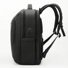 תיק גב Tigernu T-B9600 שחור מבט צדדי עם שקע USB חיצוני, כיס צד לבקבוק מים ורצועות כתף