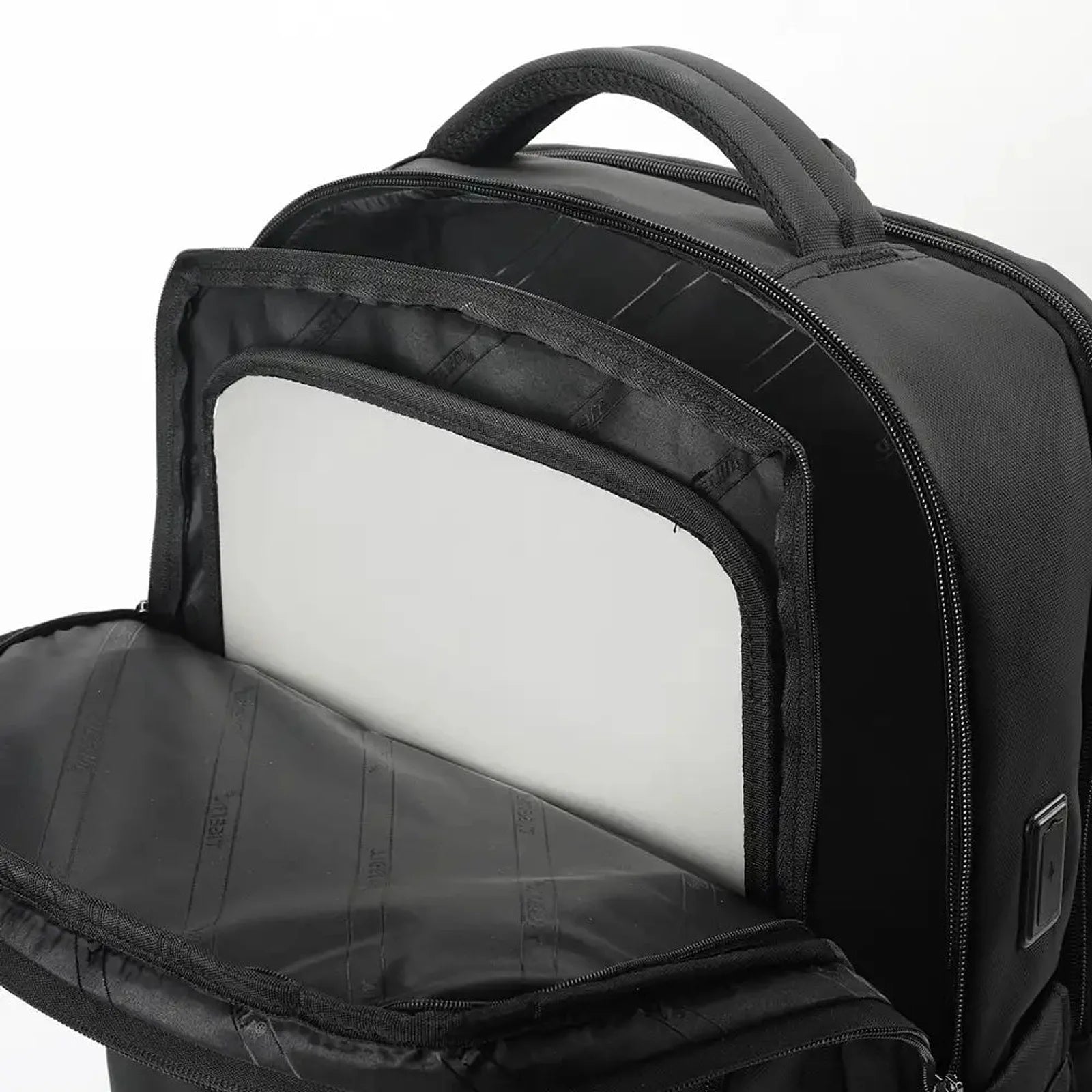 תיק גב Tigernu T-B9600 שחור תא לפטופ מרופד ייעודי עד 15.6 אינץ׳ עם הגנה מזעזועים