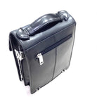 תיק צד מעור אמיתי לגבר TRUSSARDI דגם Vittorio Napoli בצבע שחור עם כיס אחורי ברוכסן, מבט מאחור
