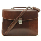 תיק עור TRUSSARDI Vittorio Roma בצבע חום עם רצועת כתף מתכווננת נשלפת, עשוי עור איטלקי אמיתי, מבט מלפנים