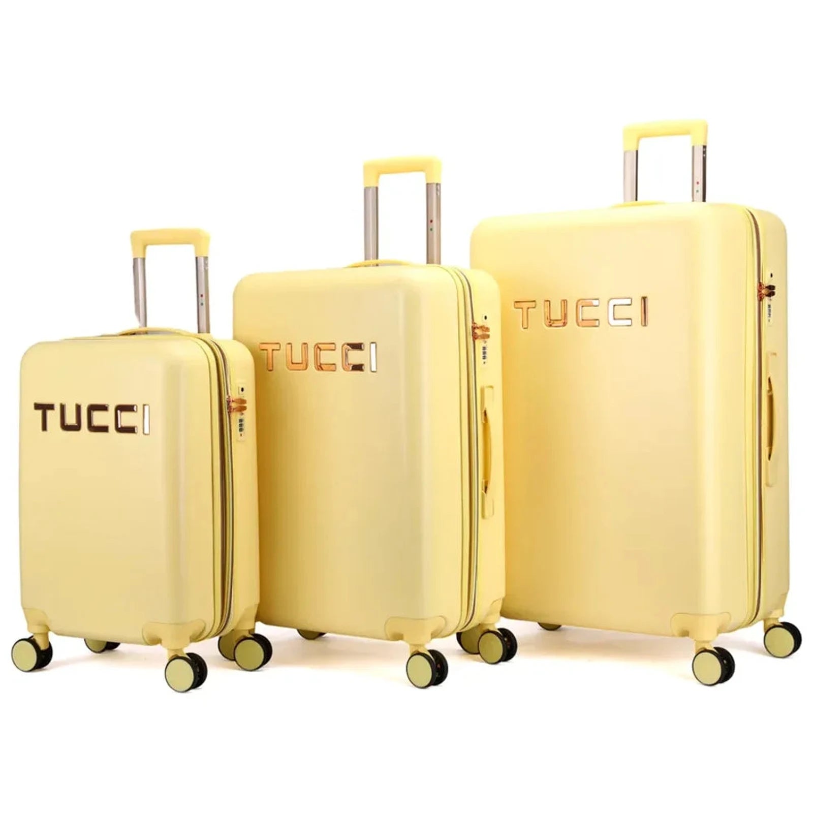 סט שלוש מזוודות קשיחות מתרחבות TUCCI דגם RECCOLTO בצבע צהוב, עיצוב איטלקי עם מנעול TSA וגלגלי ספינר, מבט תלת רבעי