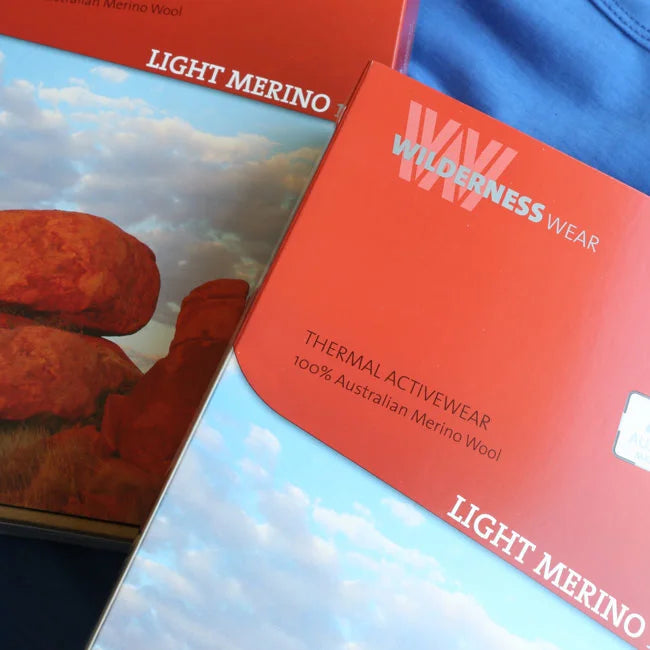 קופסת אריזה של מכנס גטקס Wilderness Wear Light Merino, ביגוד תרמי מקצועי 100% צמר מרינו אוסטרלי