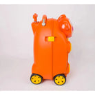 מזוודת ילדים ZOOLITTLE Monkey LEGO 18 אינץ, מבט צד עם ידית אחיזה ונעילה, מזוודה קשיחה כתומה